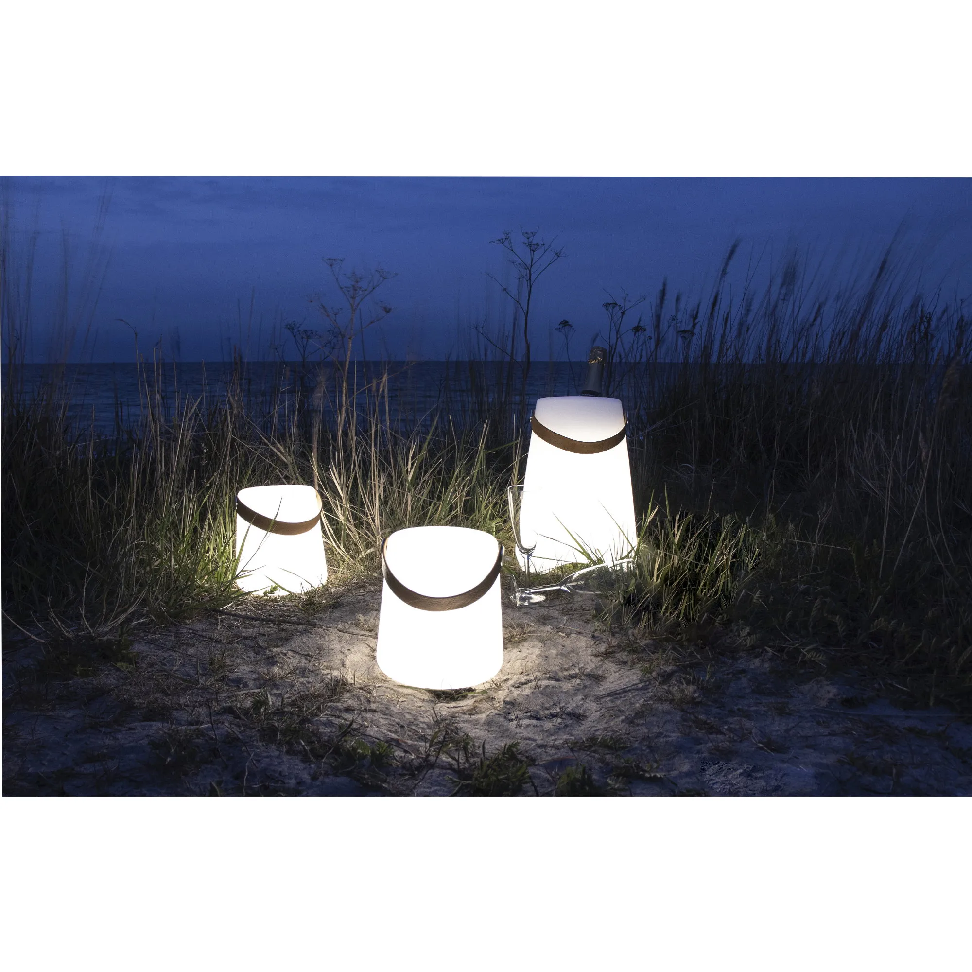 tinkaro Bristol LED Lampe mit Gurt 17 x 17 x 21 cm Weiß