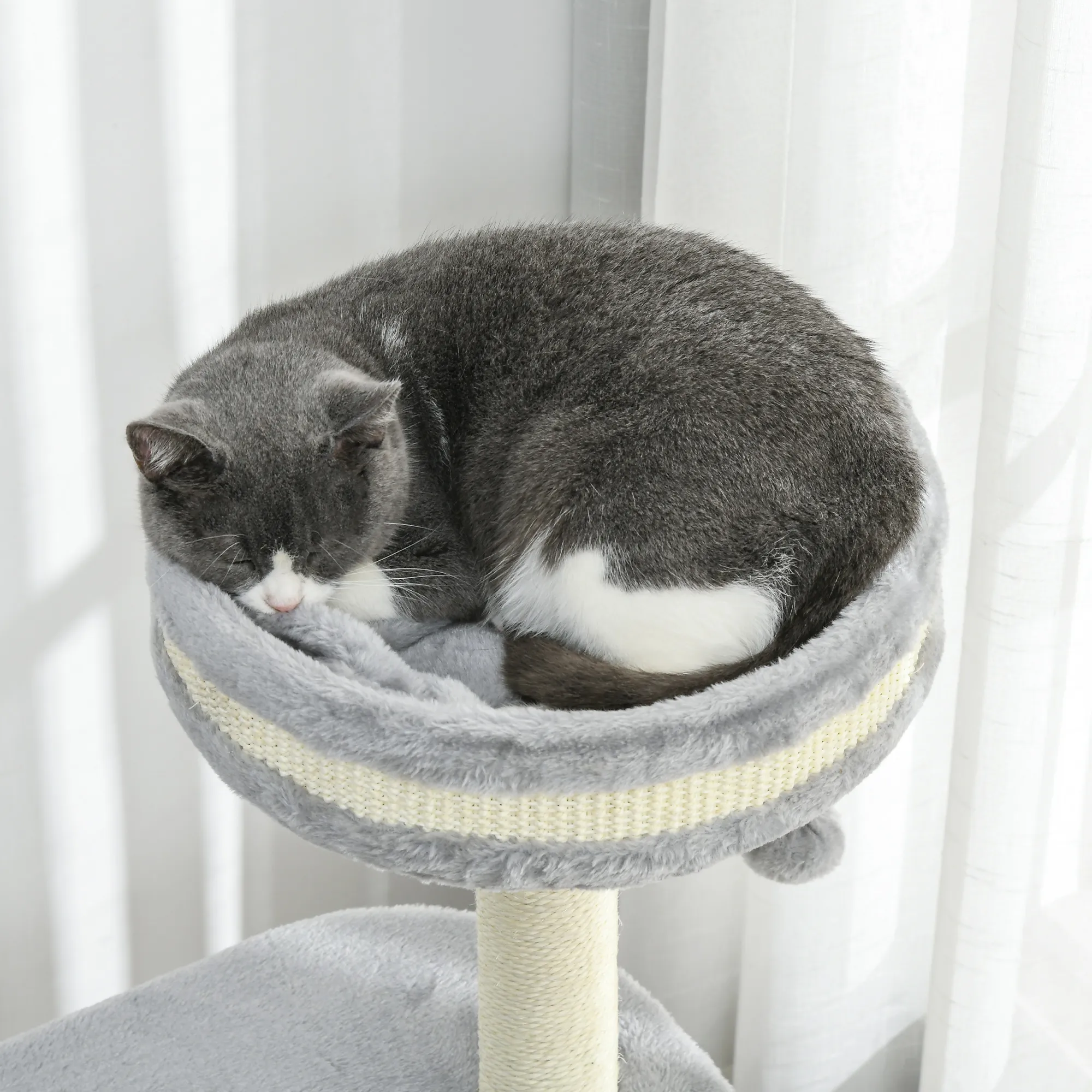 Katzenkratzbaum Grau 59L x 35B x 100H cm mit Katzenbett