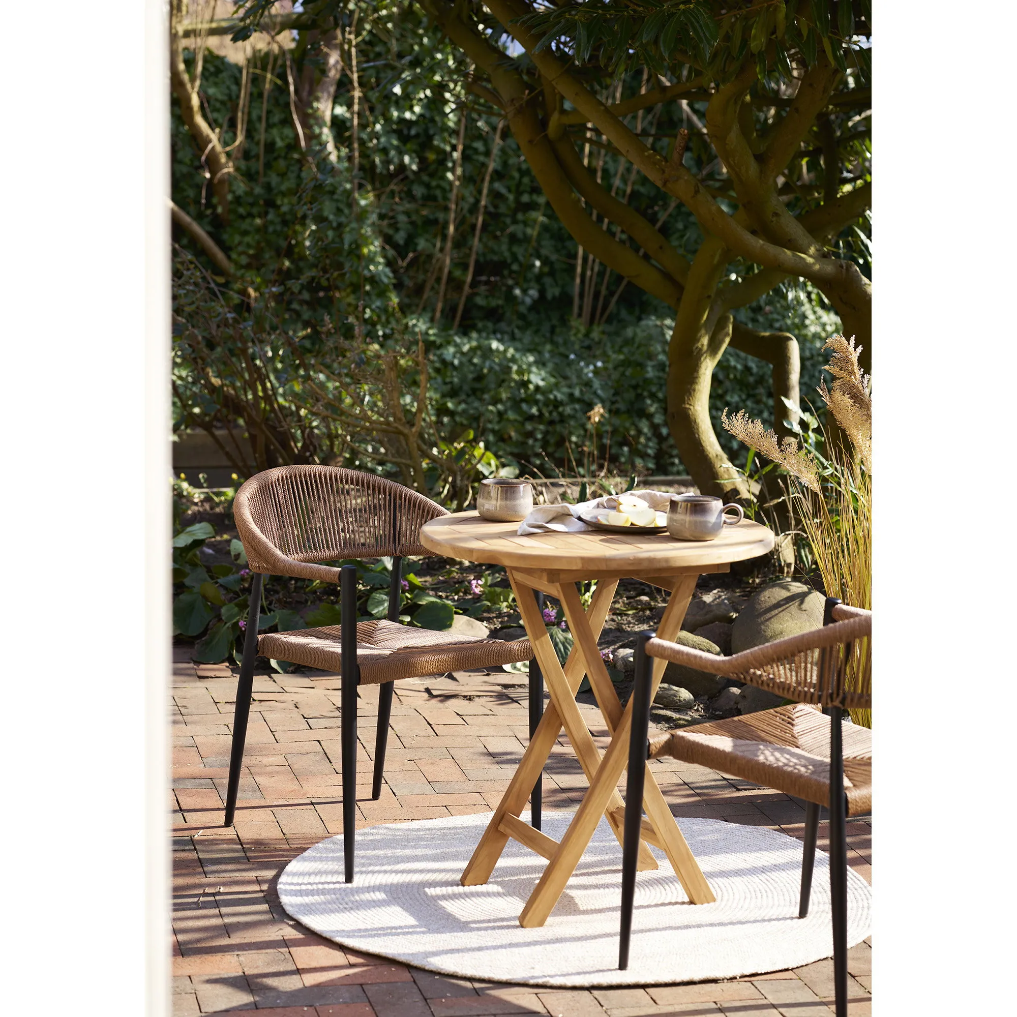 tinkaro Beistelltisch Oviedo Teakholz ø70x75 cm Natur