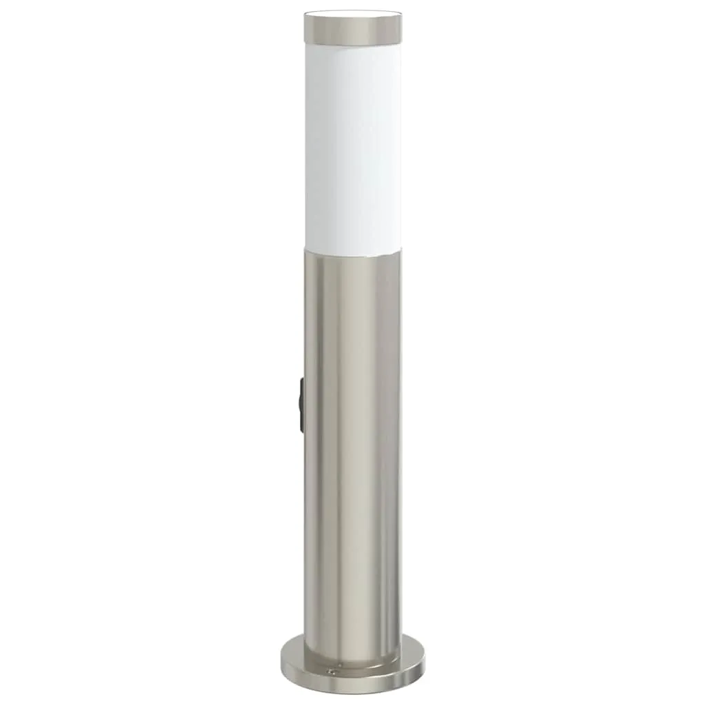 Silberne Pollerleuchte aus Edelstahl 11x50 cm mit integrierter Steckdose
