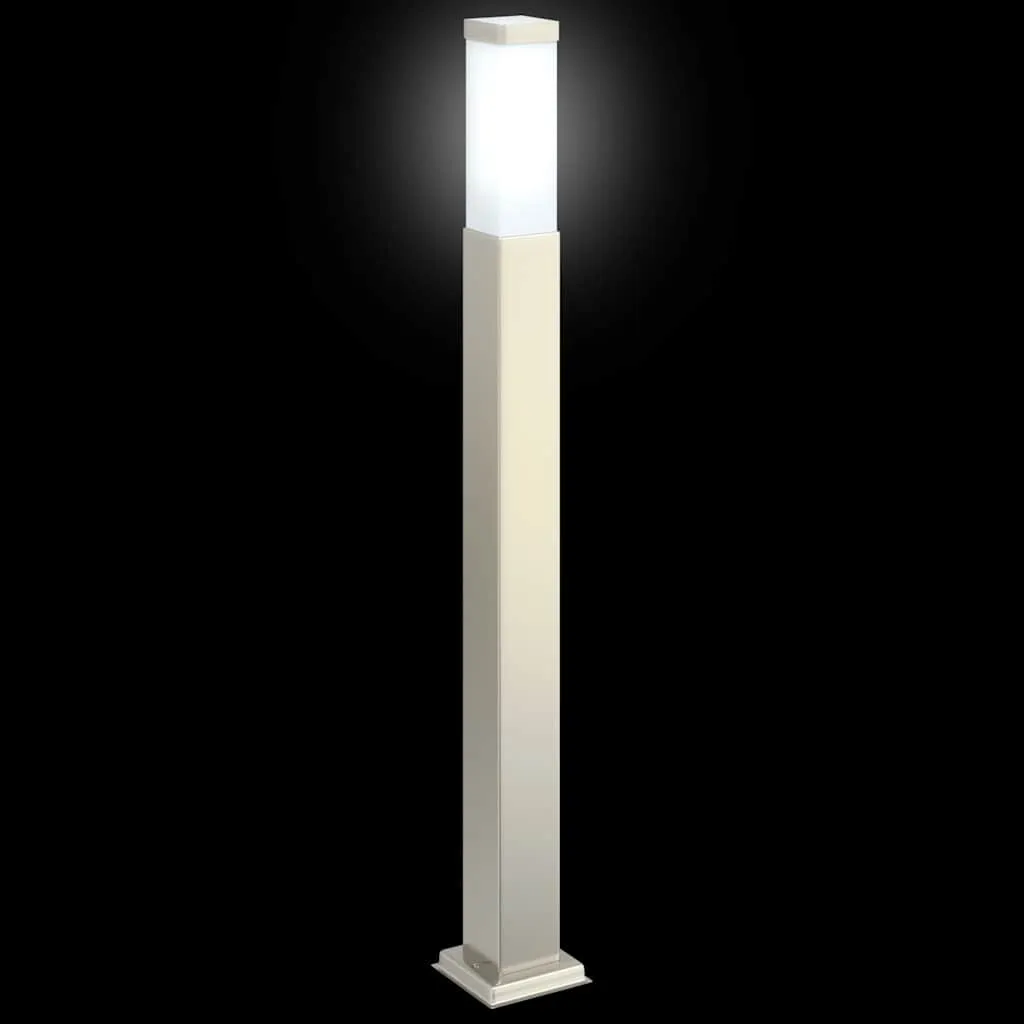 Silberne Pollerleuchte aus Edelstahl 10x10x80 cm mit IP44 Schutz