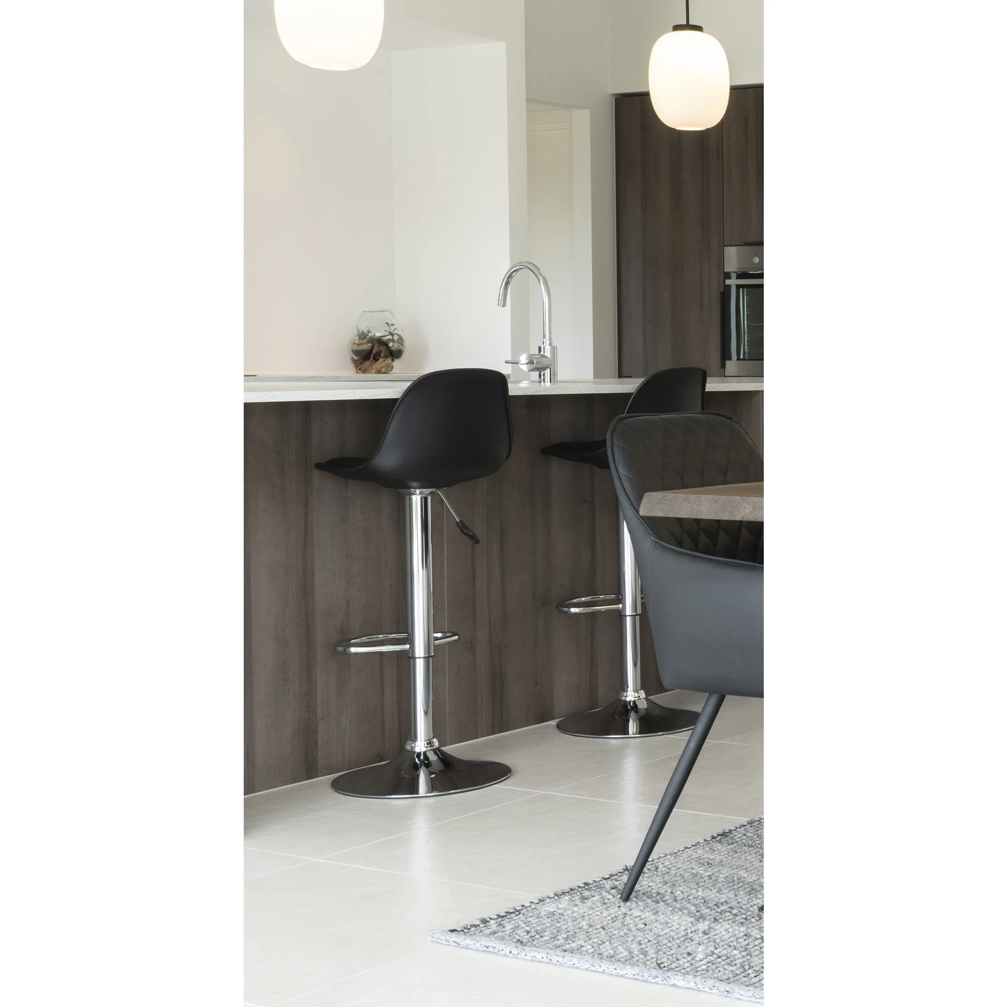 tinkaro Barhocker Trondheim PU-Leder 41 x 39 x 82-104 cm Schwarz