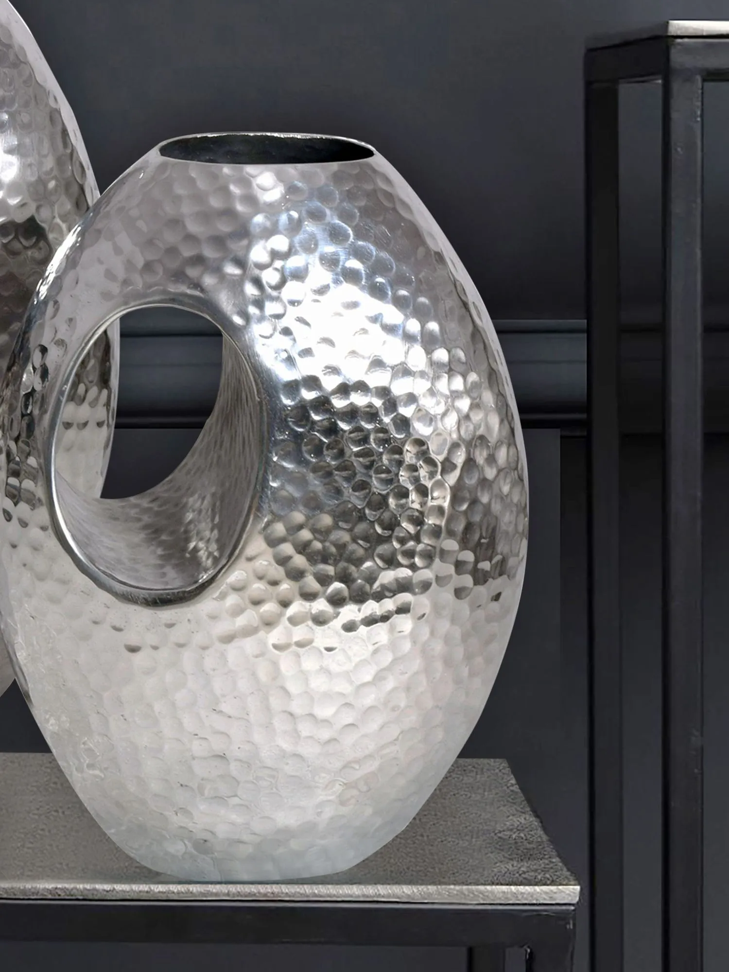 Deko Vase 2er Set Aluminium Silber mit Tragegriff Blumenvase Modern