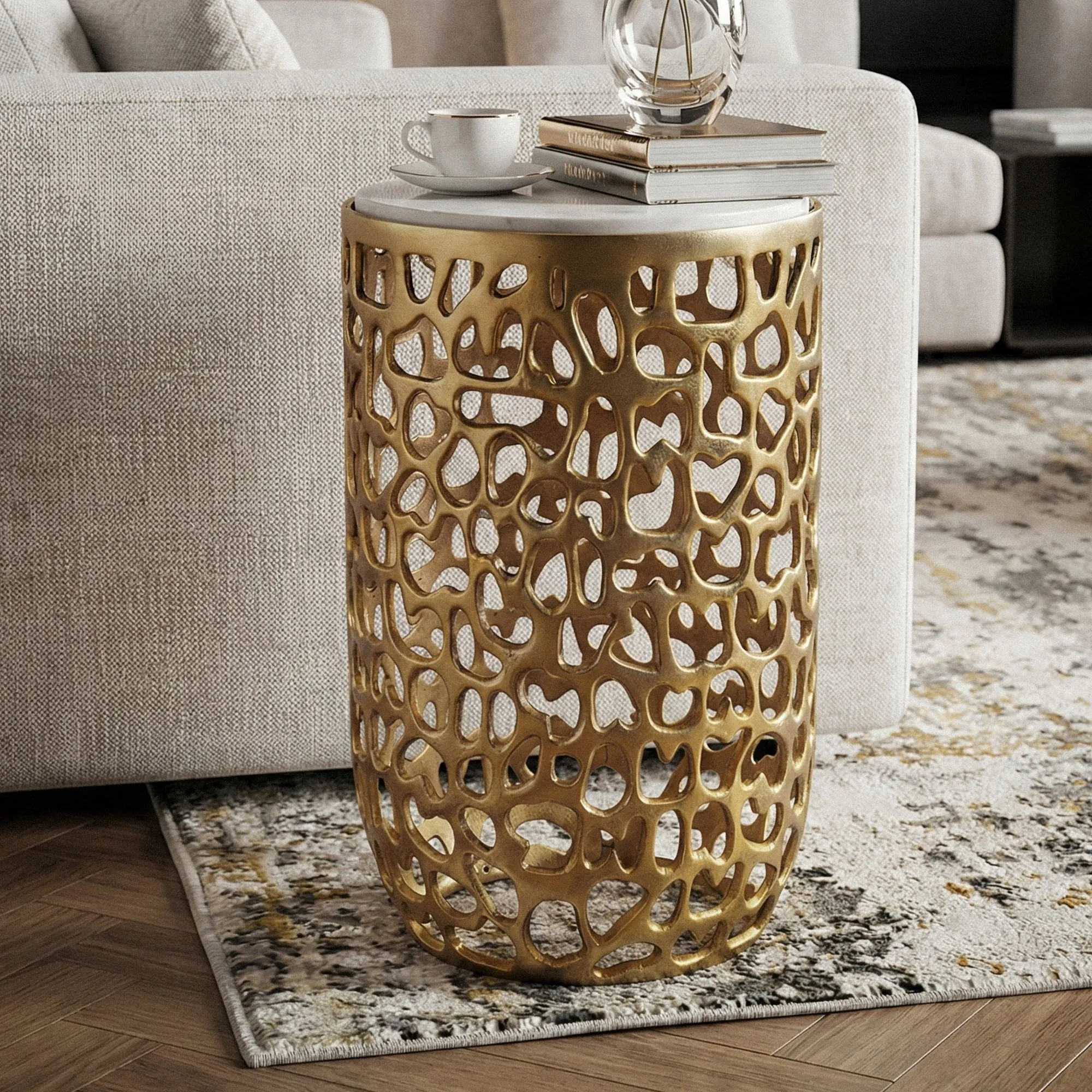 Beistelltisch Aluminium gold rund 30cm – Anstelltisch mit Marmor Tischplatte – Design Metall Couchtisch für Wohnzimmer – runder Wohnzimmertisch modern – Dekotisch Handmade Sofatisch