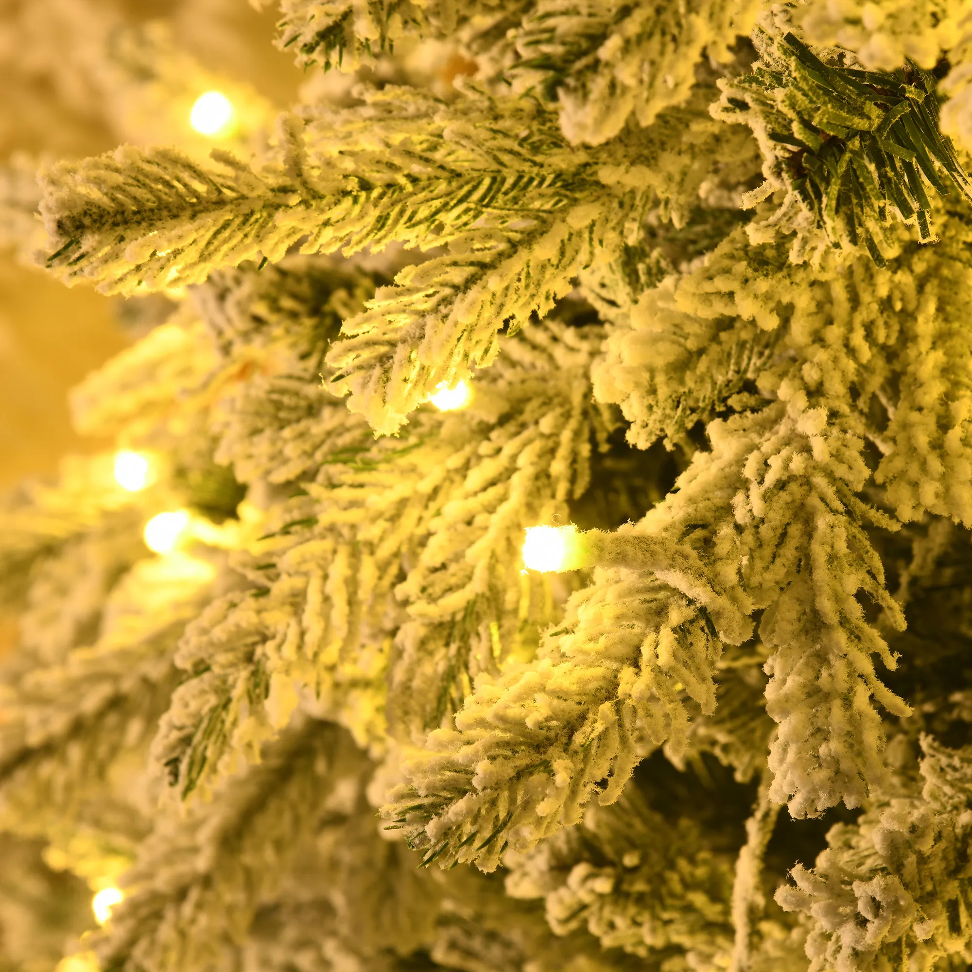 Künstlicher Weihnachtsbaum, Christbaum, inkl. Kunstschnee, LED-Lichter, 180 cm, Grün + Weiß