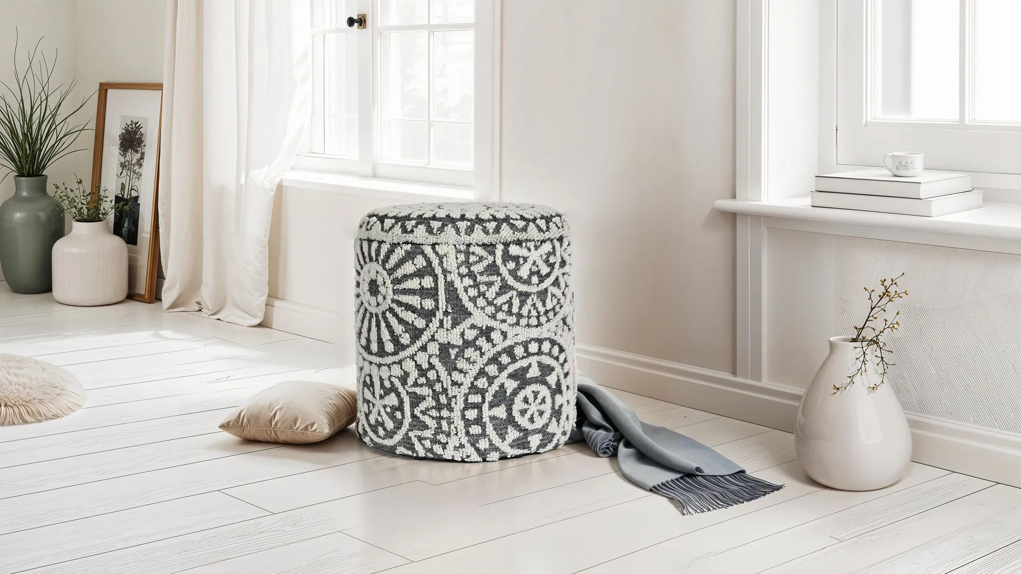 Sitzhocker rund Ø 40 × 45 cm Grau-Creme aus Wolle mit Stauraum