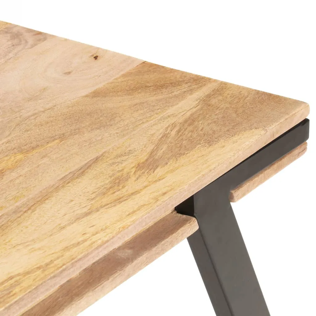 Schlichter Couchtisch aus Vollholz, 114 x 65 x 40 cm, Naturfinish