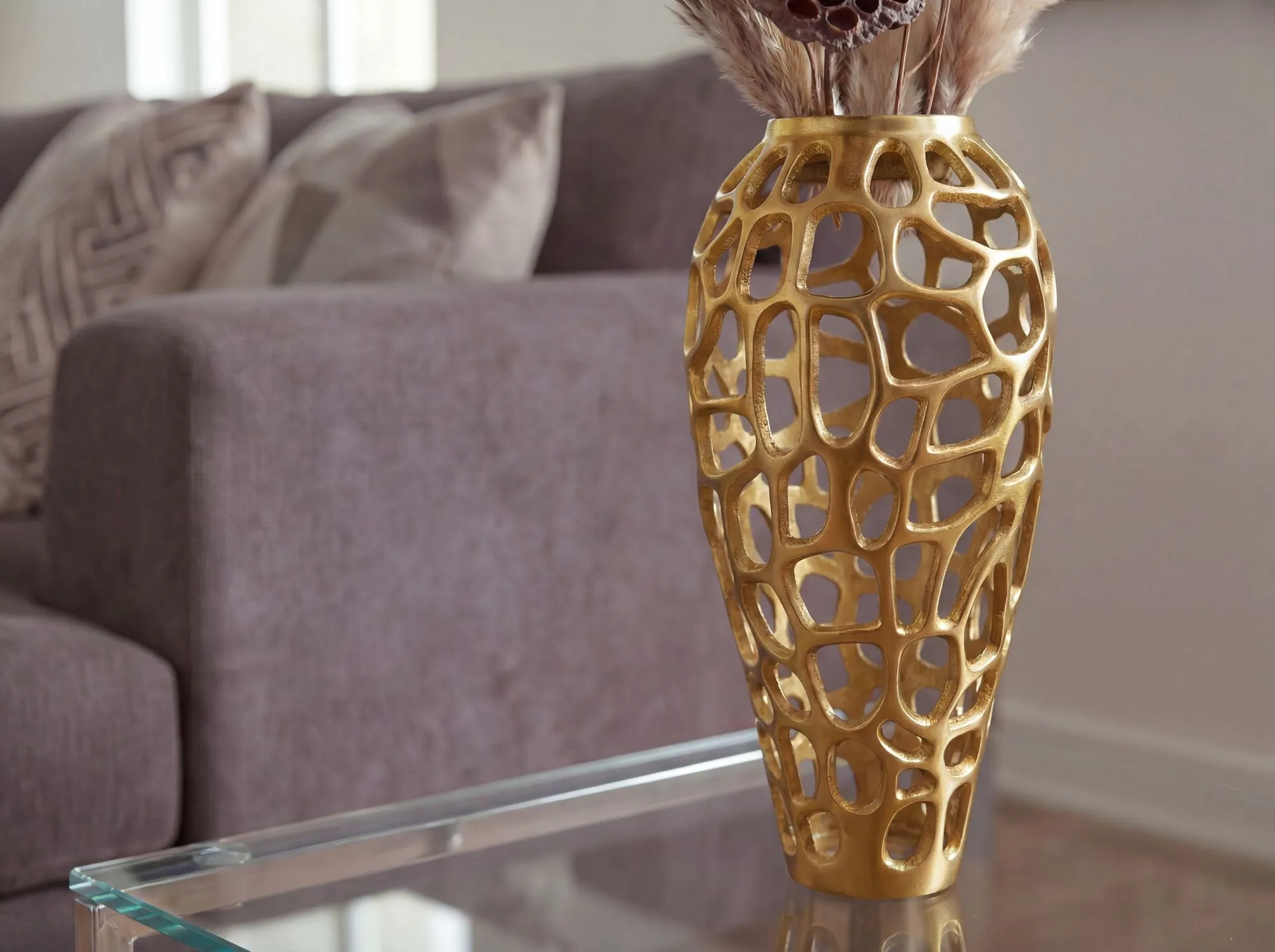 Dekovase Aluminium 45cm Gold - Design Blumenvase Groß - Metallvase Modern - Bodenvase rund für Trockenblumen - Standvase Hoch - Wohnzimmer Deko - Wohndeko Handmade