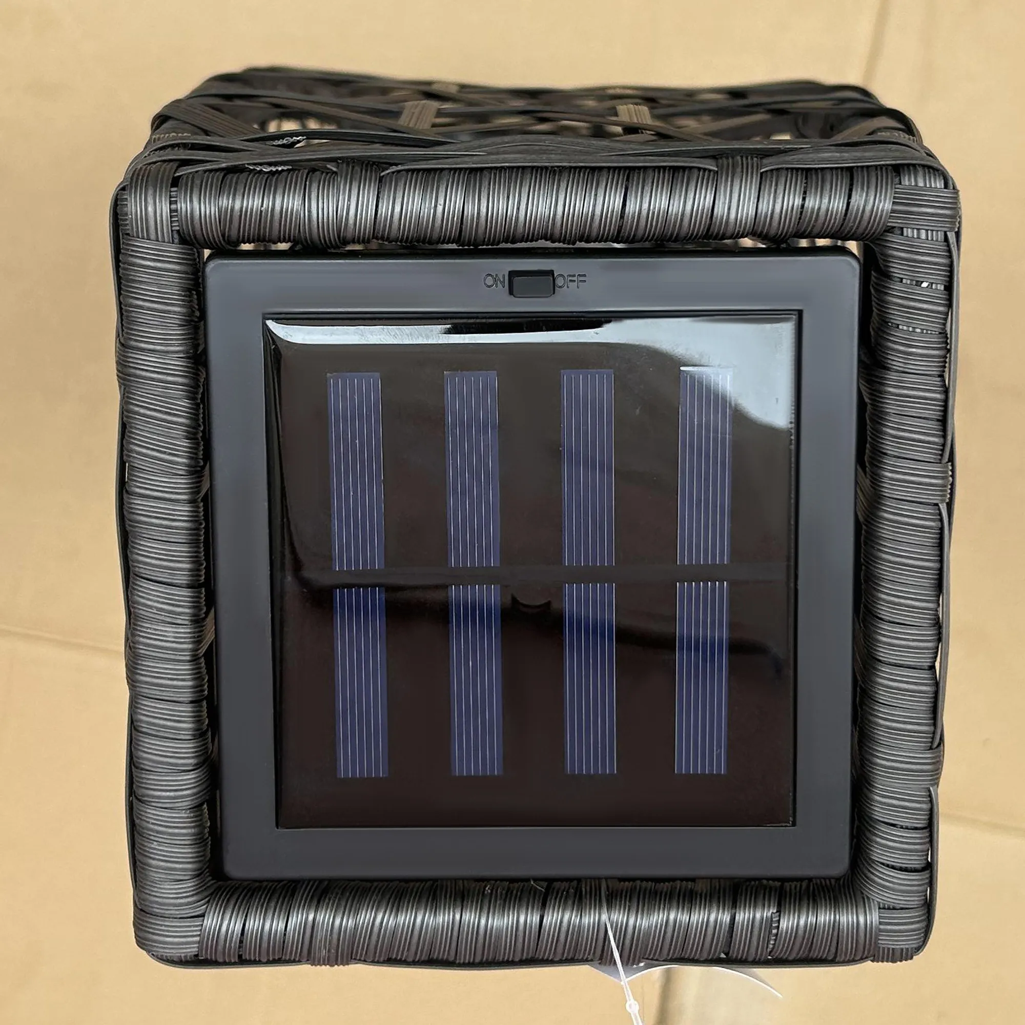 Solar Gartenleuchte Rattan Stehleuchte Grau 20x20x68cm