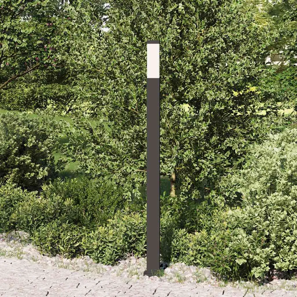 Schwarze Pollerleuchte aus Edelstahl 10x10x110 cm mit IP44